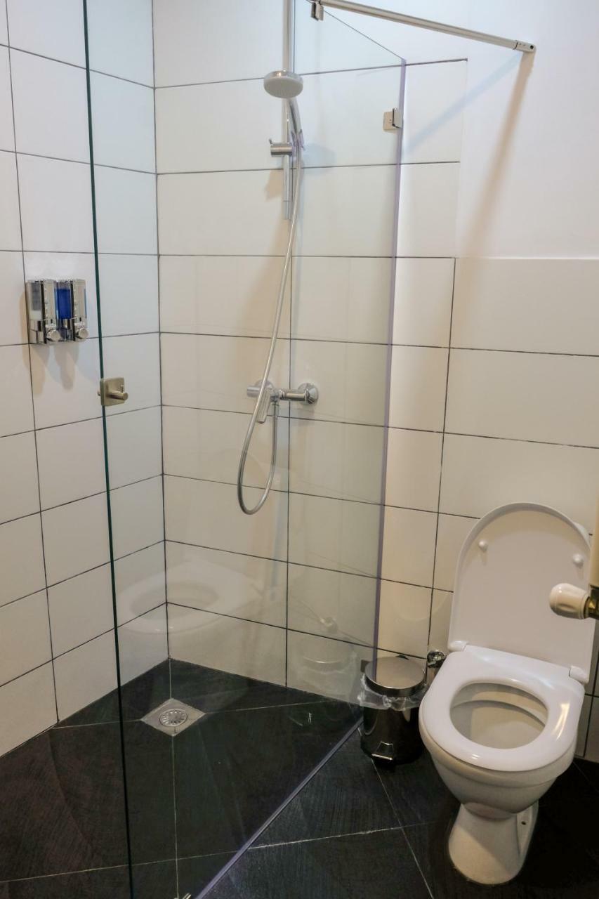 3 Studio Tbilisi Zimmer foto